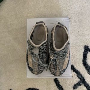 Shein sneakers - Eur 26 toddler/infant size